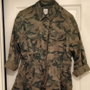 Camouflage utility jacket